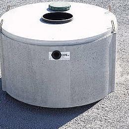 Betonnen septic tank 3000 liter met deksel verkeersklasse B 125 kN