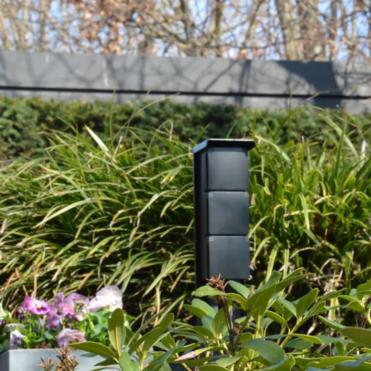 Tuinpaal - pro drievoudig met dubbele wartel zwart